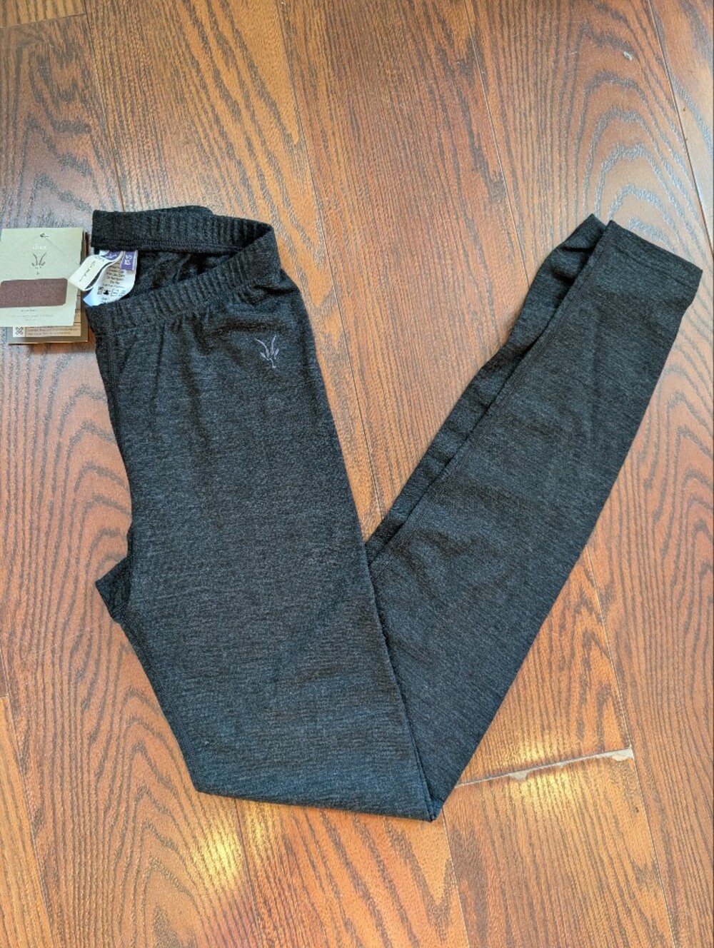 Ibex New Women's Base Indie Merino Wool Charcoal Gray Base Layer XS Hiking Outdo